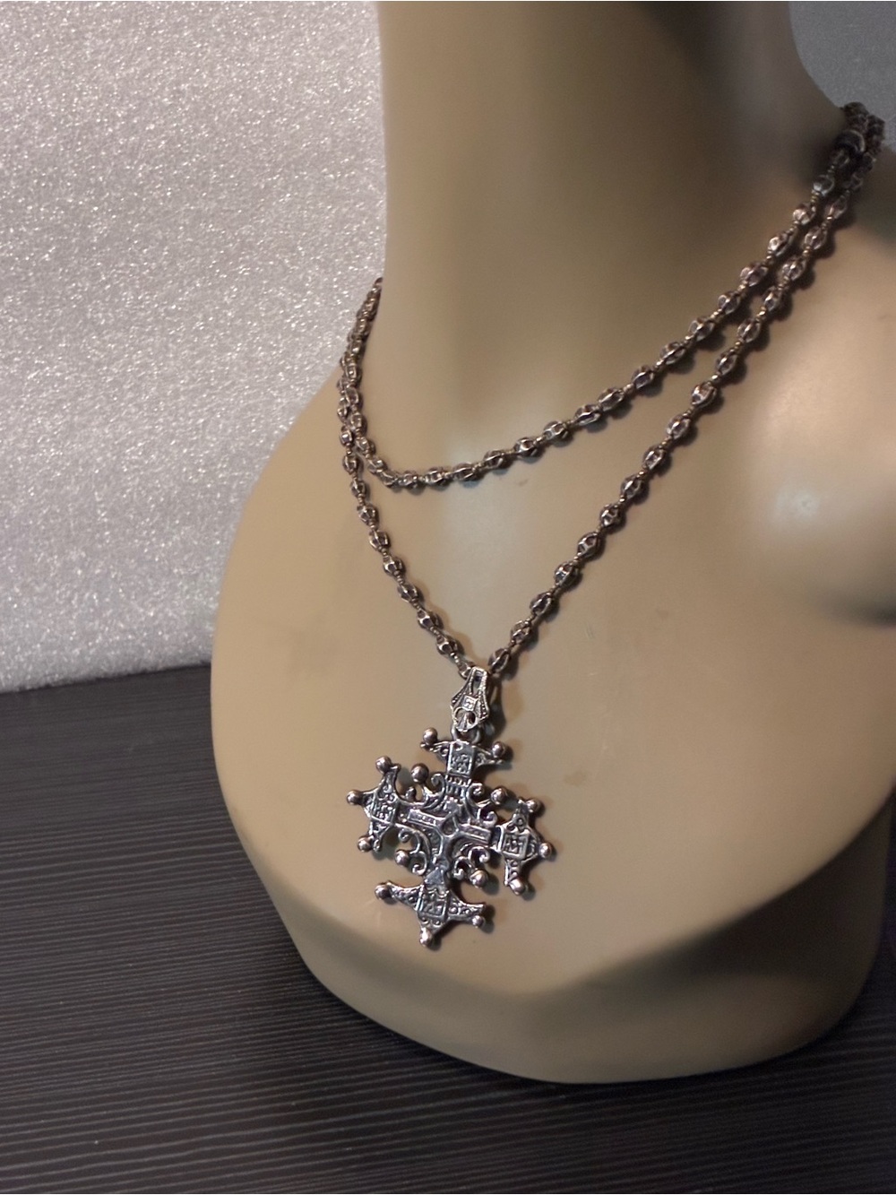 Vintage 1930s Peruzzi 925 sterling  Silver Cross
Unsigned -